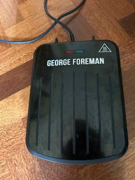 Photo of free George Forman small grill (De Parys MK40) #1