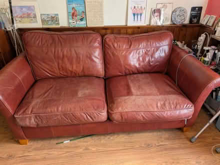 Photo of free 3 seater leather sofa (Sevenoaks TN13) #1