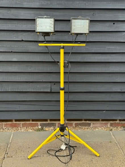 Photo of free Halogen Work lights 240v (Yapton BN18) #1
