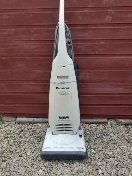 Photo of free Vacuum Cleaner (Bishops Cleeve GL52) #1