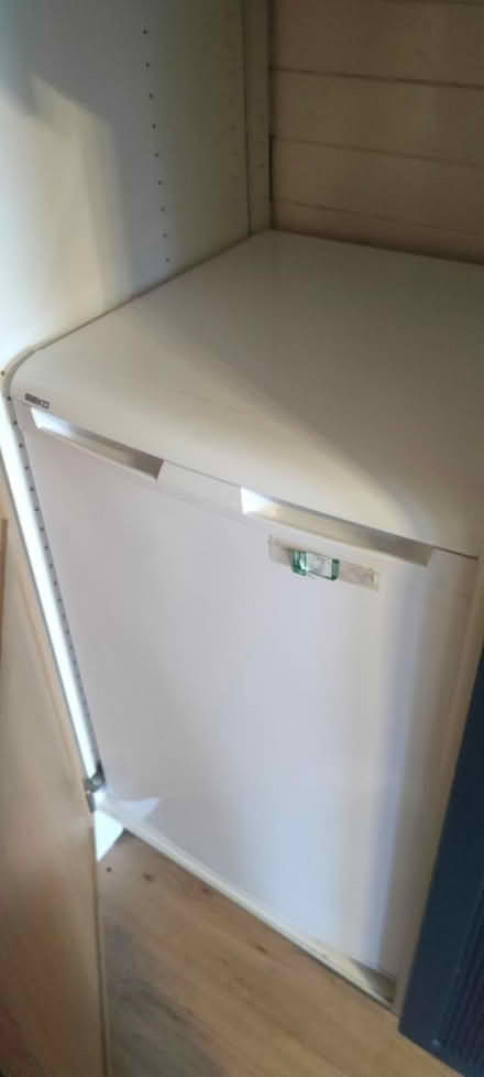 Photo of free fridge and freezer (Abbeyhill EH7) #1
