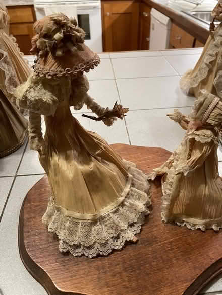 Photo of free Vintage Corn Husk Dolls (Berne) #4