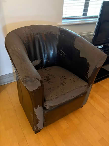 Photo of free Bucket chair (Upper Holloway N7) #3