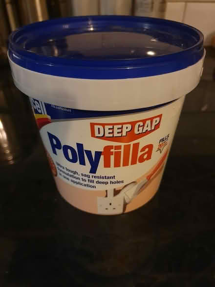 Photo of free Polyfilla 1L tub (Twickenham TW2) #1