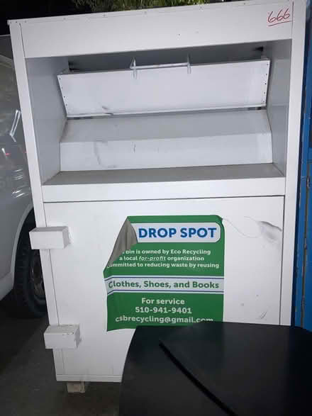Photo of free Table with multiple tops (Fremont & Saratoga-Sunnyvale) #3