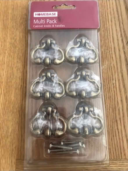 Photo of free Cabinet Door Handles (Cheshunt En8) #1