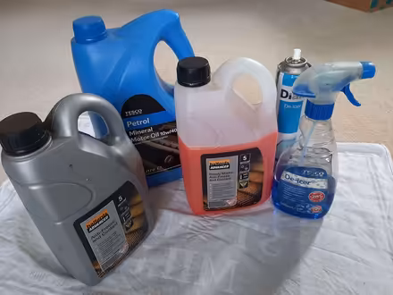Photo of free Motor Oil, Anti-freeze, de-icer (Viewlands PH1) #1