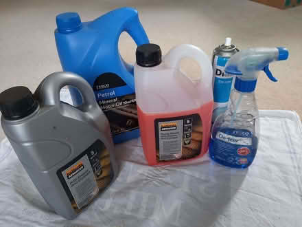 Photo of free Motor Oil, Anti-freeze, de-icer (Viewlands PH1) #1
