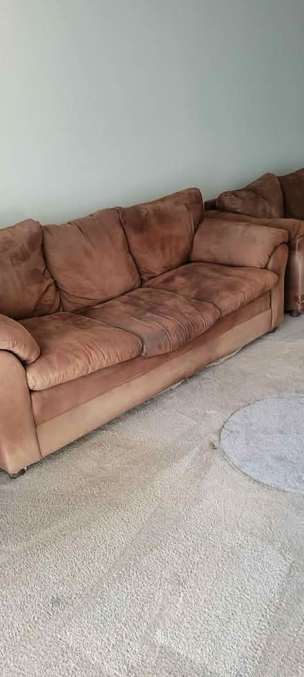 Photo of free Recliner, sofa & loveseat (Auburn Hills) #2