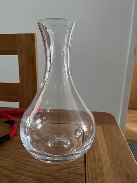 Photo of free Glass vase (Eastcote HA4) #1