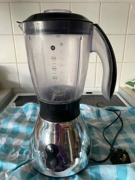 Photo of free Kenwood Blender (Jennett's Park RG12) #1