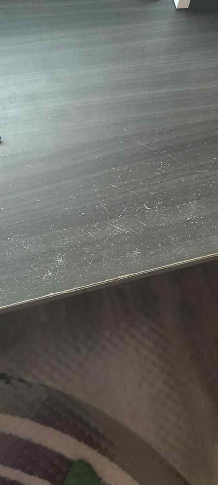 Photo of free L-shaped desk (33176) #1