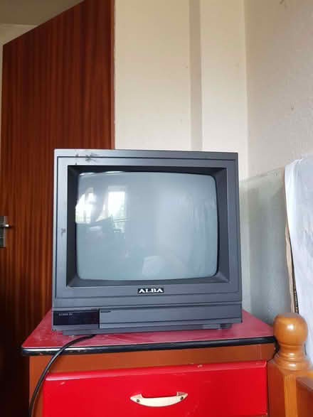 Photo of free analogue TV (Hailsham BN27) #1