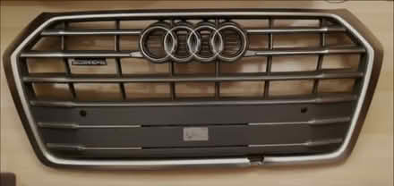 Photo of free Audi Q5 front grille (West Hampstead NW6) #1