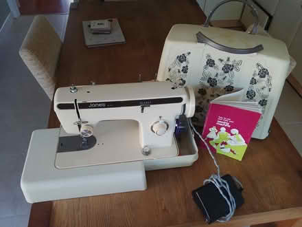 Photo of free sawing machine (hookhills paignton) #2