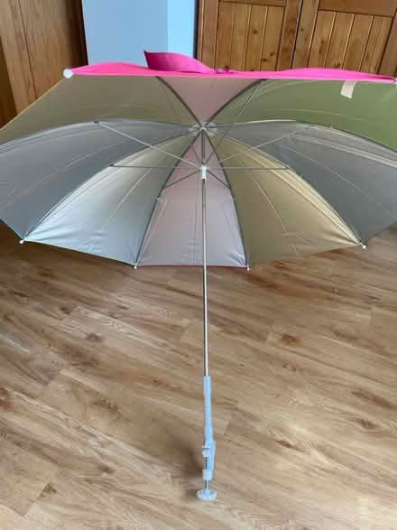 Photo of free Outdoor Essentials Beach Chair Parasol 0.85m (Widford CM1) #3