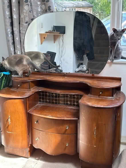 Photo of free Art deco dressing table (Brize Norton - OX18) #1