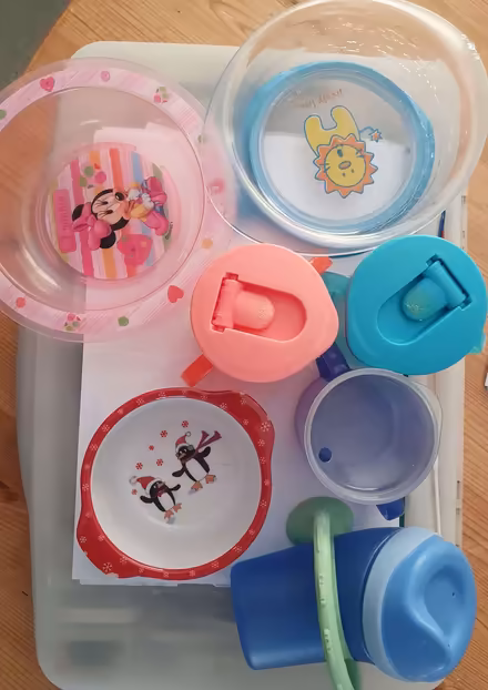 Photo of free mugs and bowls - toddlers (Crown Wood RG12) #1