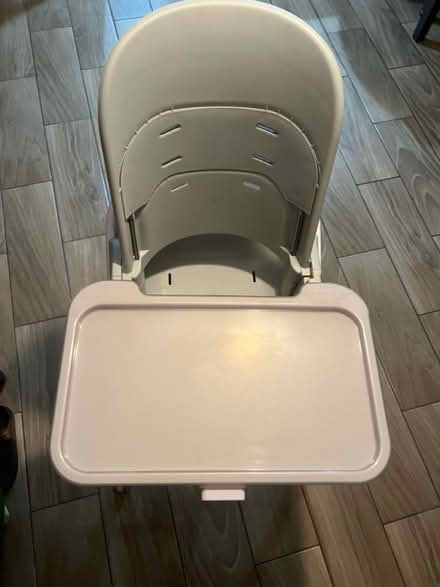 Photo of free High chair (Boca Raton: Boca Teeca) #3