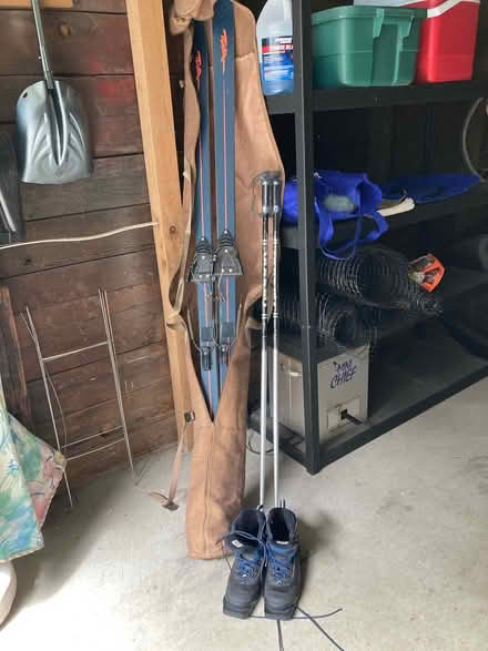 Photo of free Nordic ski equipment (NE Seattle, near Roosevelt HS) #2
