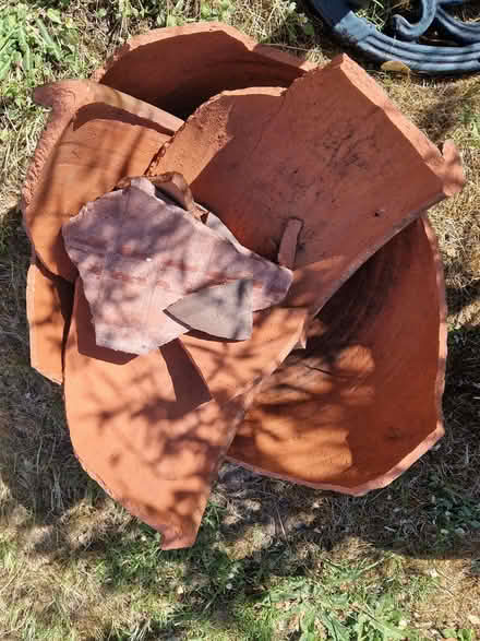 Photo of free large broken pot suitable for crocs (Horsford NR10) #1