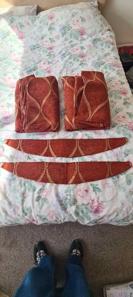 Photo of free Curtains x2 (Beckenham BR3) #2