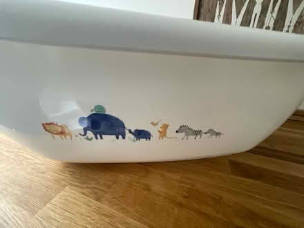 Photo of free Baby bath with top and tail insert (Lincoln (LN6)) #1