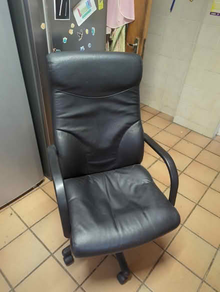 Photo of free Office chair (HA6 Northwood) #1