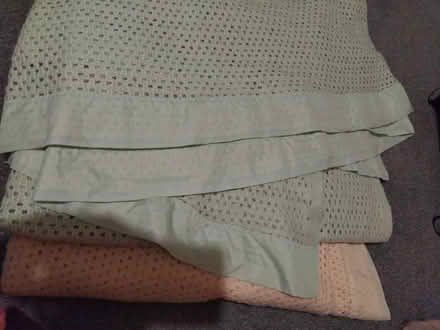 Photo of free 2 huge vintage blankets (ware SG12) #2