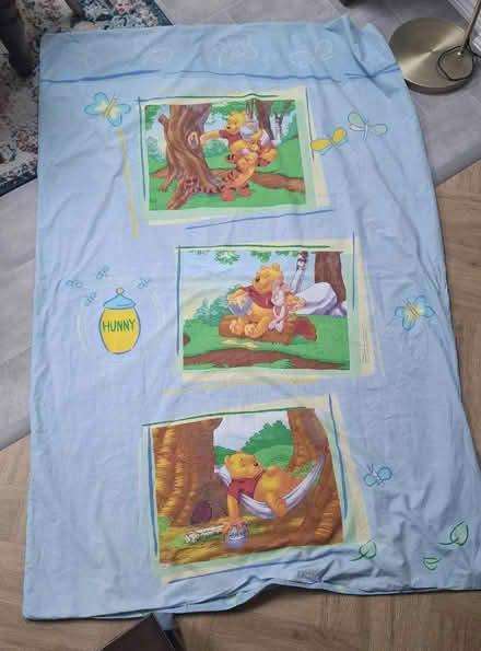 Photo of free Kids Winnie the Pooh single duvet cover (Boughton Monchelsea ME17) #1