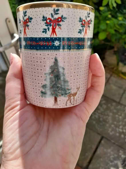 Photo of free Christmas crackers, candle pot (Dun Laoghaire A96) #3