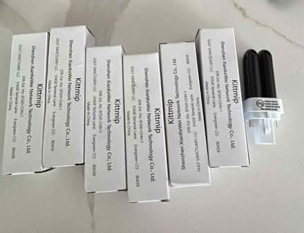Photo of free 6 Generic dynatrap bulbs (Dix Hills) #1