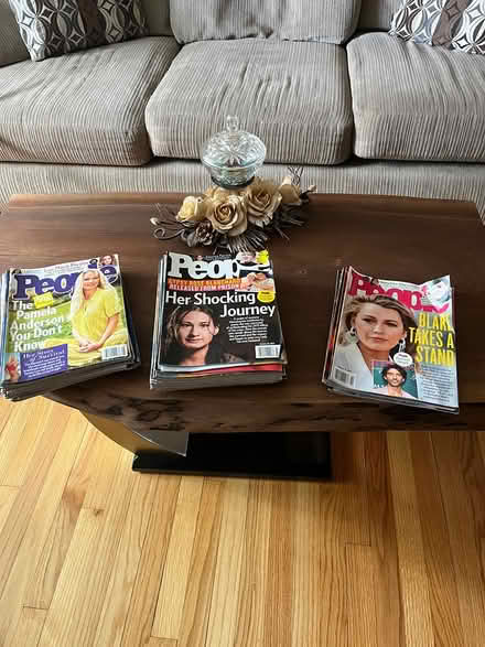 Photo of free People Magazines (McKellar) #1