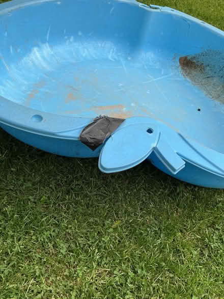 Photo of free Kids sand pit and pool (Bailiff Bridge HD6) #2