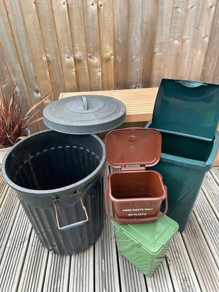 Photo of free 4 x Bins - Garden, kitchen & recycling (Walcombe BA5) #2