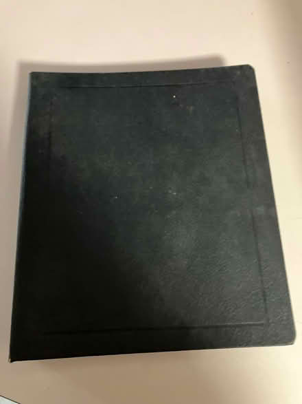 Photo of free 3 ring binder (Bensenville) #1