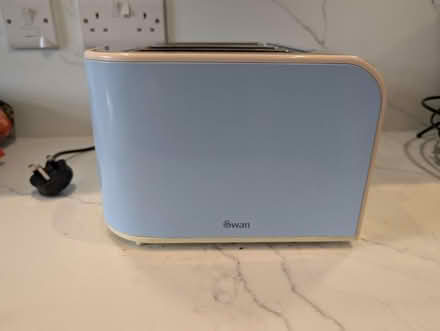 Photo of free Swan toaster, will do 4 thick slices (Heaton Norris SK4) #3