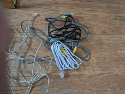 Photo of free Various cables (Hove BN3) #4
