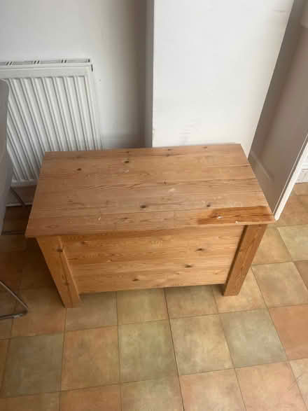 Photo of free Storage wooden box (Northcote Road SW11) #1
