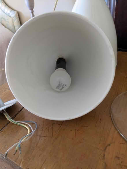 Photo of free x3 pendant lights (Tetbury GL8) #3