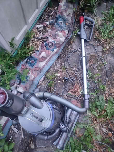 Photo of free Dyson Dc25 hoover (Shooters hill) #3