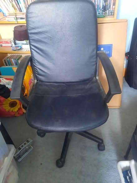 Photo of free Swivel office chair (Greenwich, SE10) #1