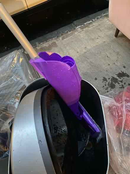 Photo of free curb alert misc household (Upper West Side 10023) #3