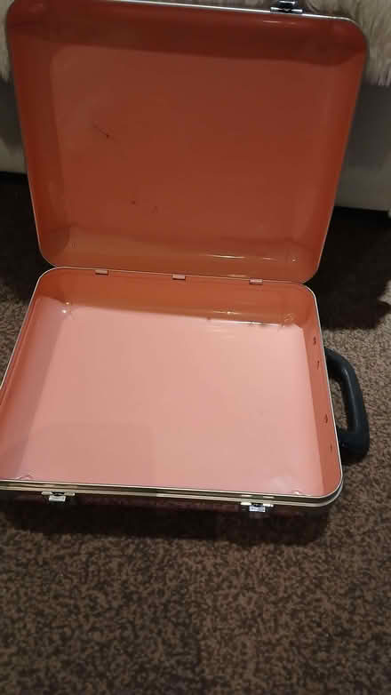 Photo of free Empty Metal soap and glory case (Upton CH49) #2