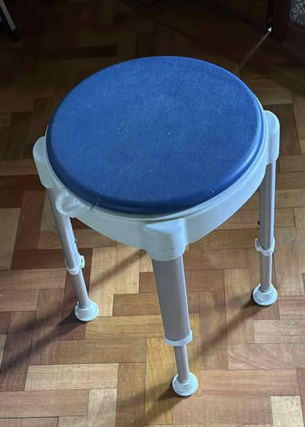 Photo of free Shower stool (Sevenoaks, near Station) #1