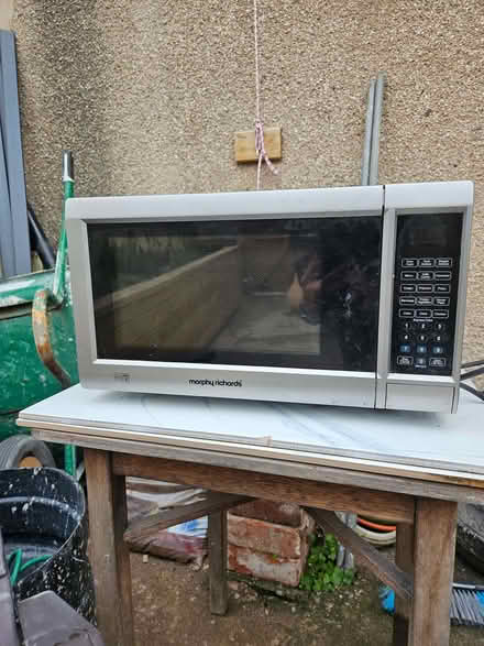Photo of free Microwave (West End LA3) #1