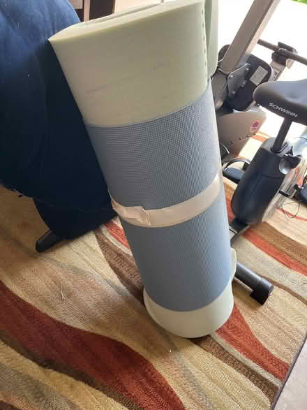 Photo of free Twin mattress topper (Kings park west) #2