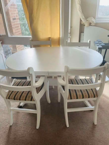 Photo of free A dining table with chairs (Totley S17) #1