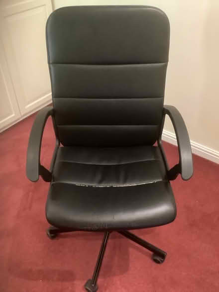 Photo of free Office chair (Top Amersham HP6) #1