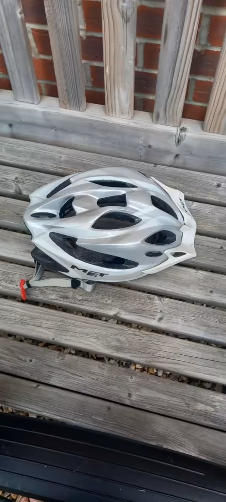 Photo of free bike helmet 52 - 57 cms (Uffculme, nr Cullompton) #1